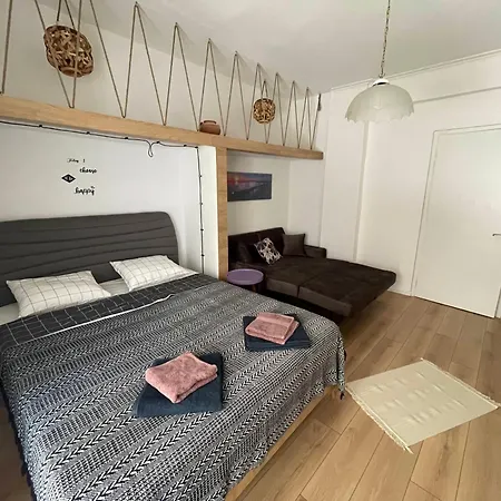 Peramo Flat